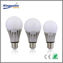 Kingunion E26 Aluminio + Plástico llevó la luz de bulbo RoHS CE ERP LED Iluminación residencial